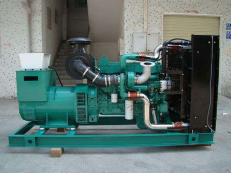 阜平1100kw康明斯柴油发电机组图片 阜平1100kw康明斯柴油发电机组图片