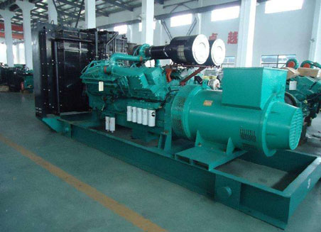 阜平800kw康明斯柴油发电机组图片 阜平800kw康明斯柴油发电机组图片